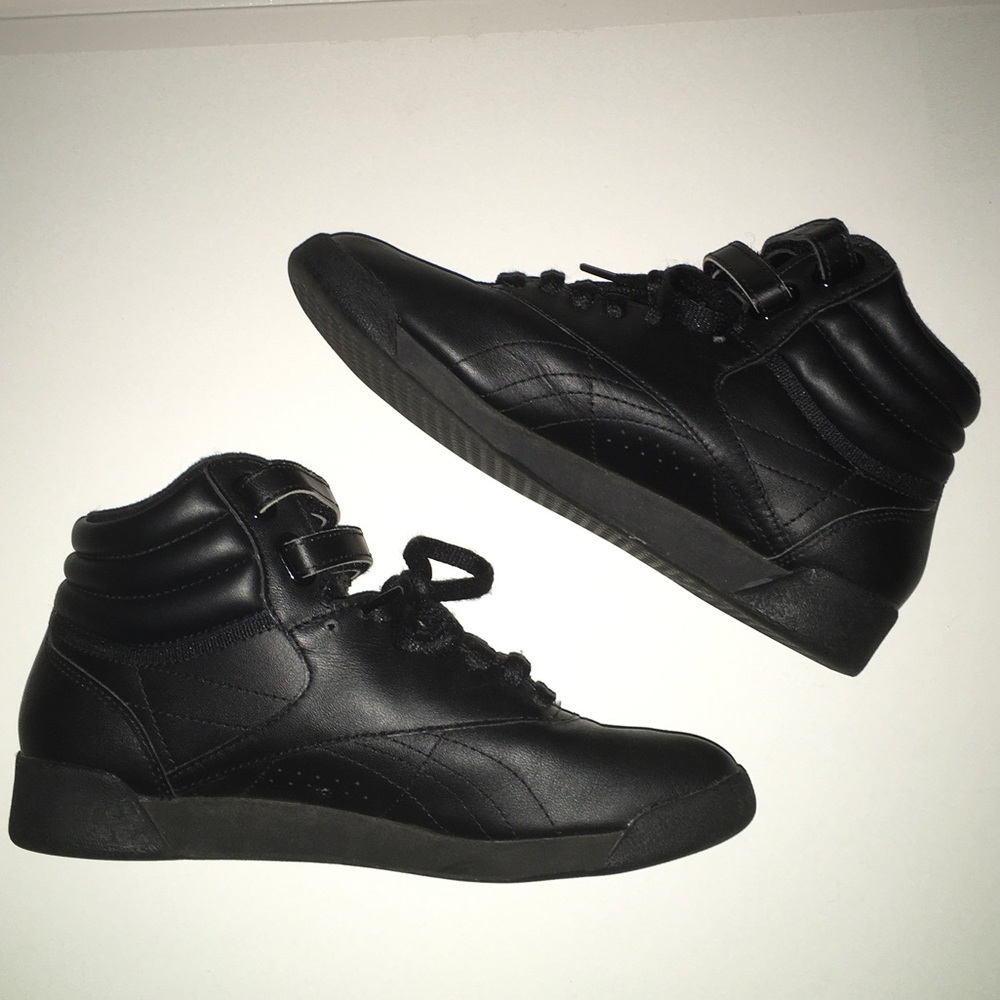 Black Reebox Classic Sneakers